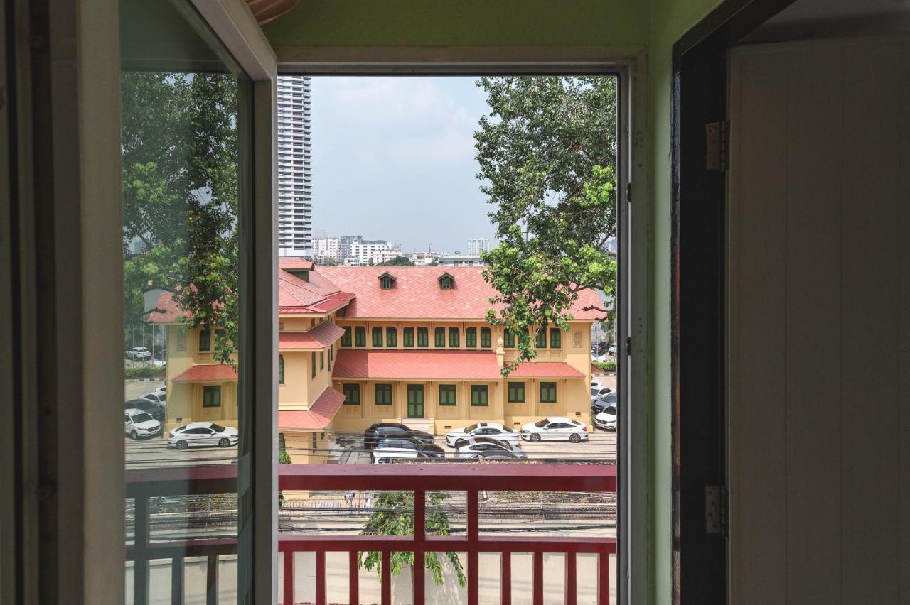 فندق Happio Near Chabad House بانكوك المظهر الخارجي الصورة